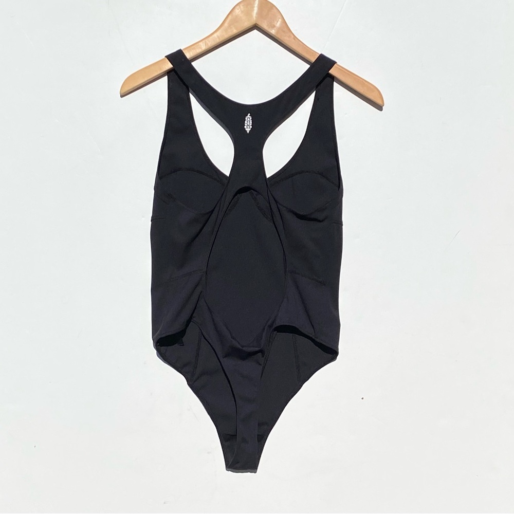 FREE PEOPLE MOVEMENT Black Open back thong BodySuit/Leotard Size large - Picture 4 of 6